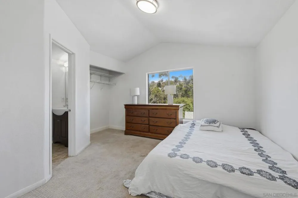 13883 Sage Mountain Ln Jamul, CA 91935