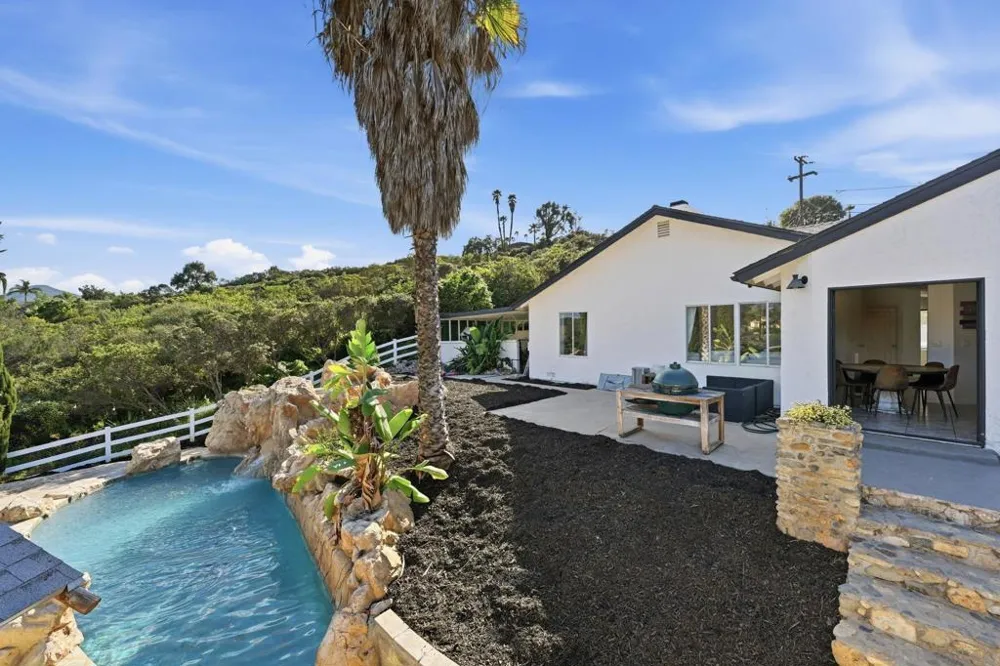 13883 Sage Mountain Ln Jamul, CA 91935
