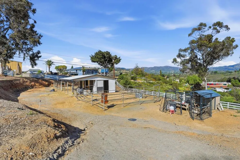 13883 Sage Mountain Ln Jamul, CA 91935
