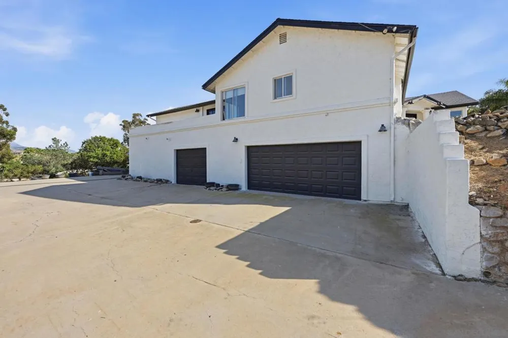 13883 Sage Mountain Ln Jamul, CA 91935