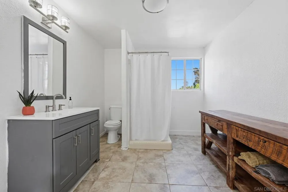 13883 Sage Mountain Ln Jamul, CA 91935