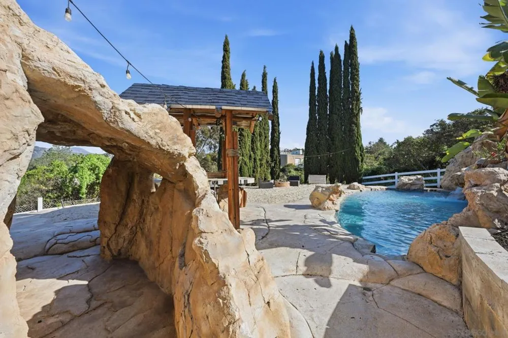 13883 Sage Mountain Ln Jamul, CA 91935