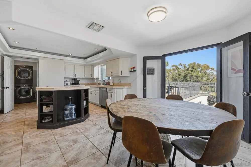 13883 Sage Mountain Ln Jamul, CA 91935
