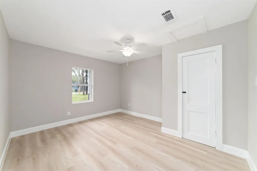 1416 E Avenue B Bay City, TX 77414