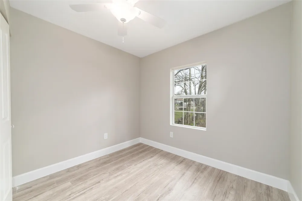 1416 E Avenue B Bay City, TX 77414