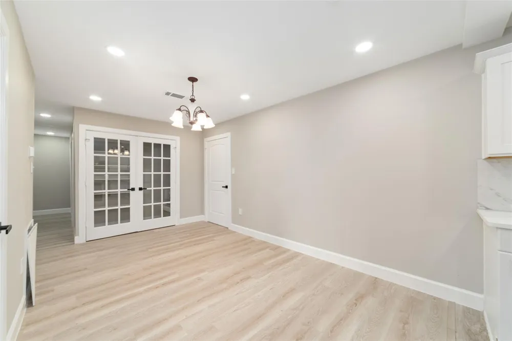 1416 E Avenue B Bay City, TX 77414