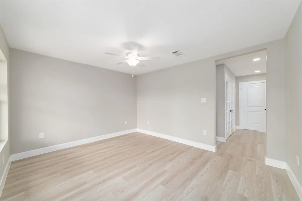 1416 E Avenue B Bay City, TX 77414