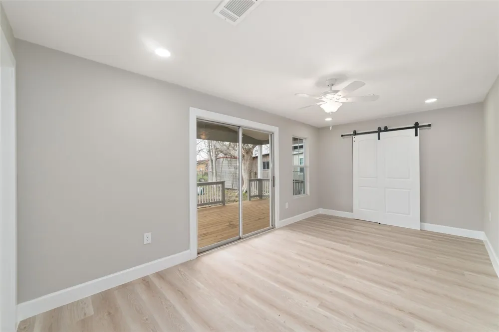 1416 E Avenue B Bay City, TX 77414