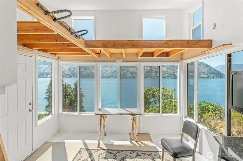 2570 Emerson Acres Road Manson, WA 98831