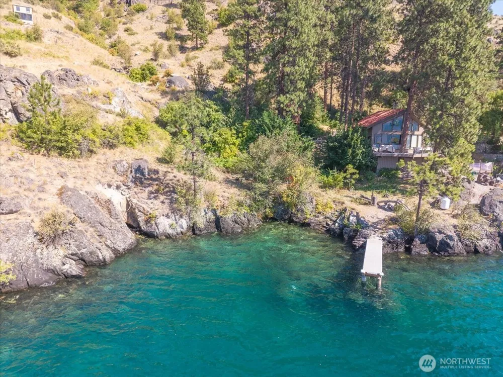 2570 Emerson Acres Road Manson, WA 98831