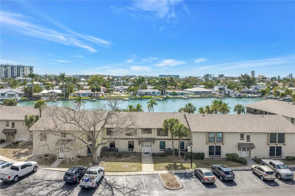 509 PLAZA SEVILLE COURT #19 Treasure Island, FL 33706