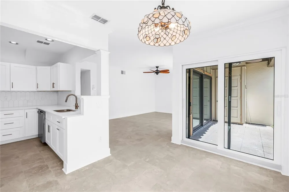 509 PLAZA SEVILLE COURT #19 Treasure Island, FL 33706