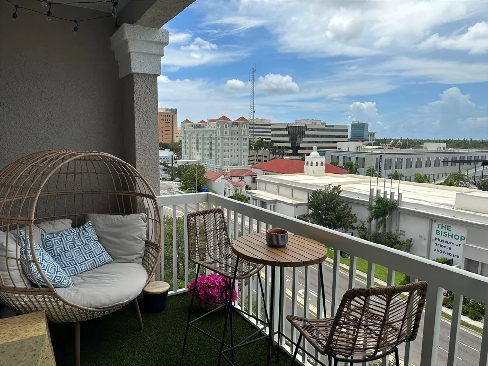 808 3RD AVENUE W #701 Bradenton, FL 34205