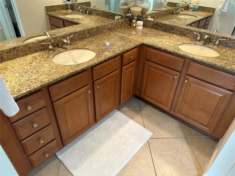 808 3RD AVENUE W #701 Bradenton, FL 34205