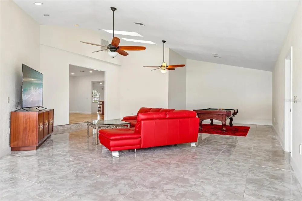 7026 PINEHAVEN DRIVE Lakeland, FL 33810