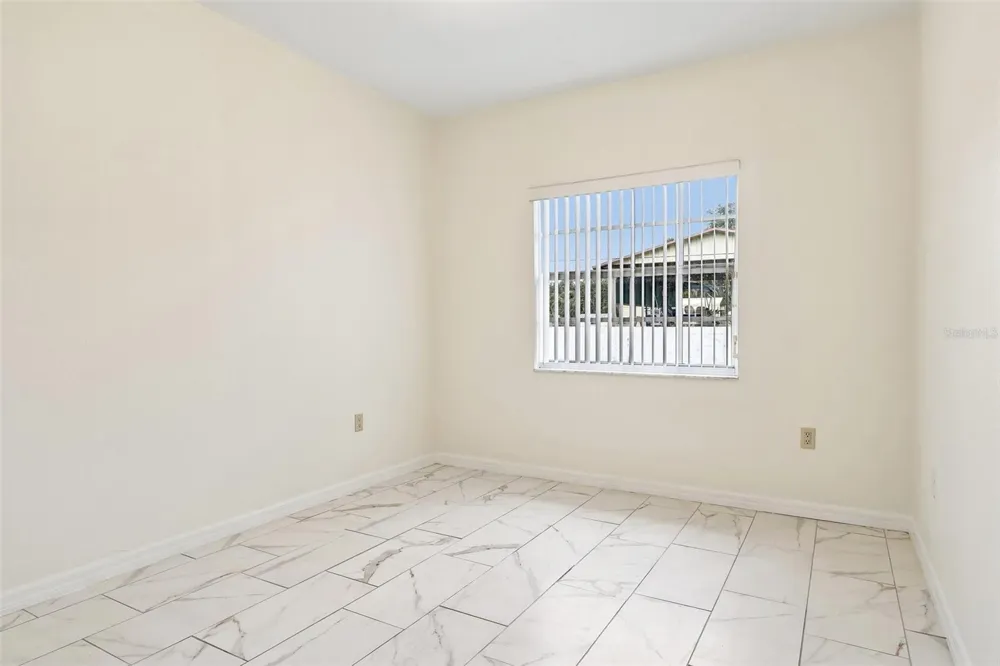 7026 PINEHAVEN DRIVE Lakeland, FL 33810