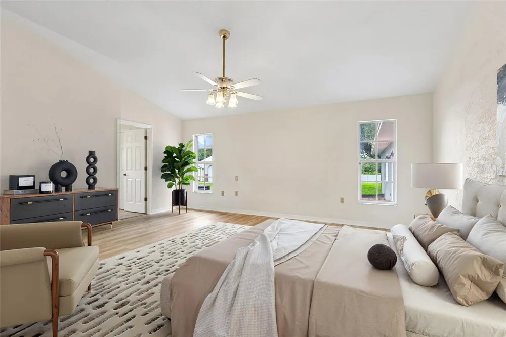 7026 PINEHAVEN DRIVE Lakeland, FL 33810
