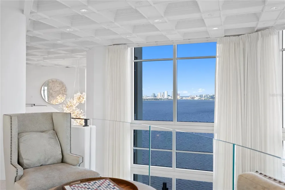 4201 BAYSHORE BOULEVARD #2101 Tampa, FL 33611