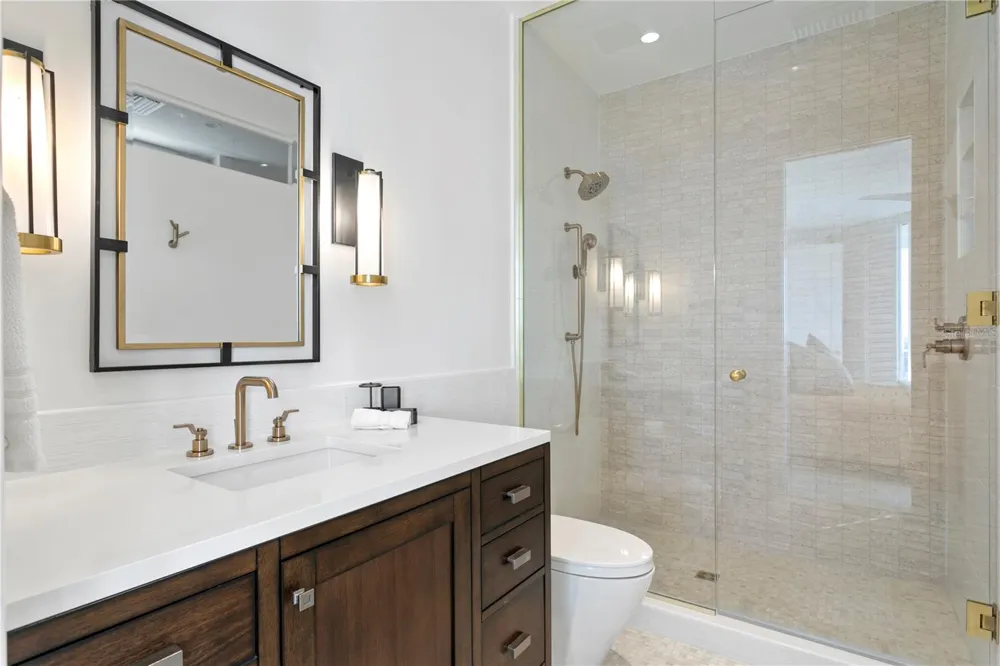 4201 BAYSHORE BOULEVARD #2101 Tampa, FL 33611