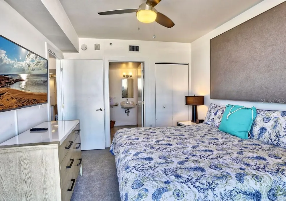 10116 GULF BOULEVARD #203W Treasure Island, FL 33706