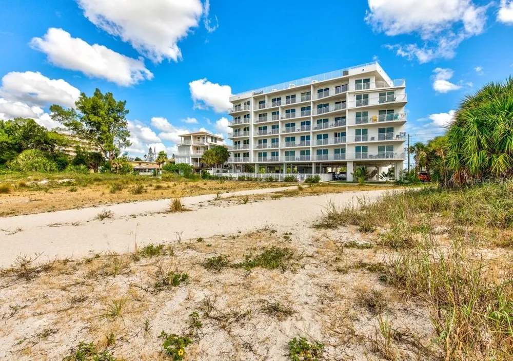 10116 GULF BOULEVARD #203W Treasure Island, FL 33706