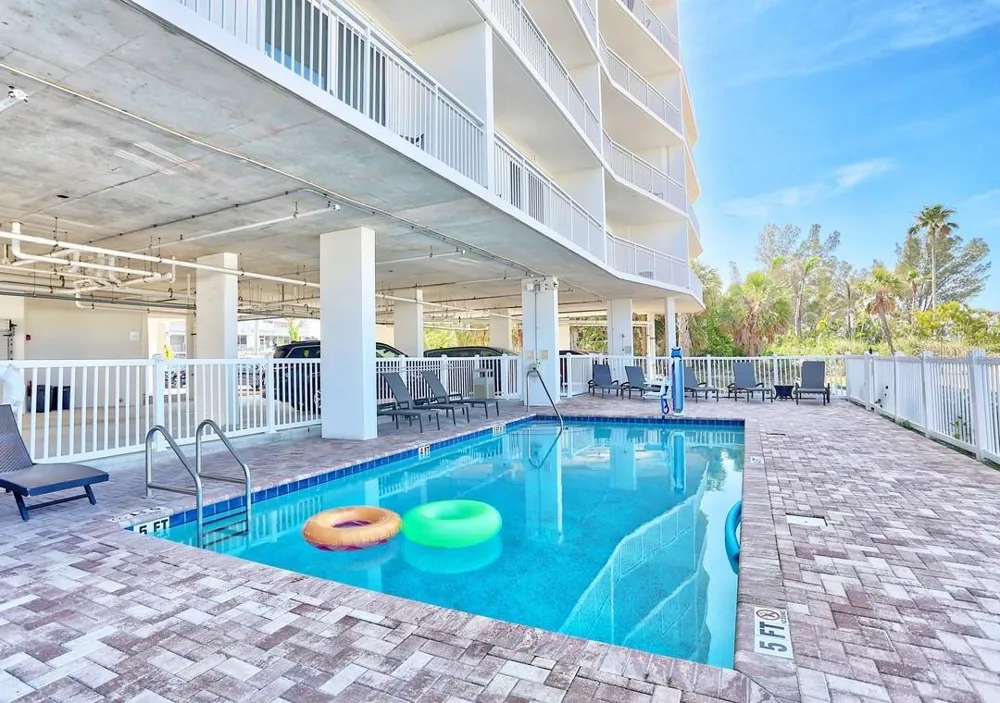 10116 GULF BOULEVARD #203W Treasure Island, FL 33706