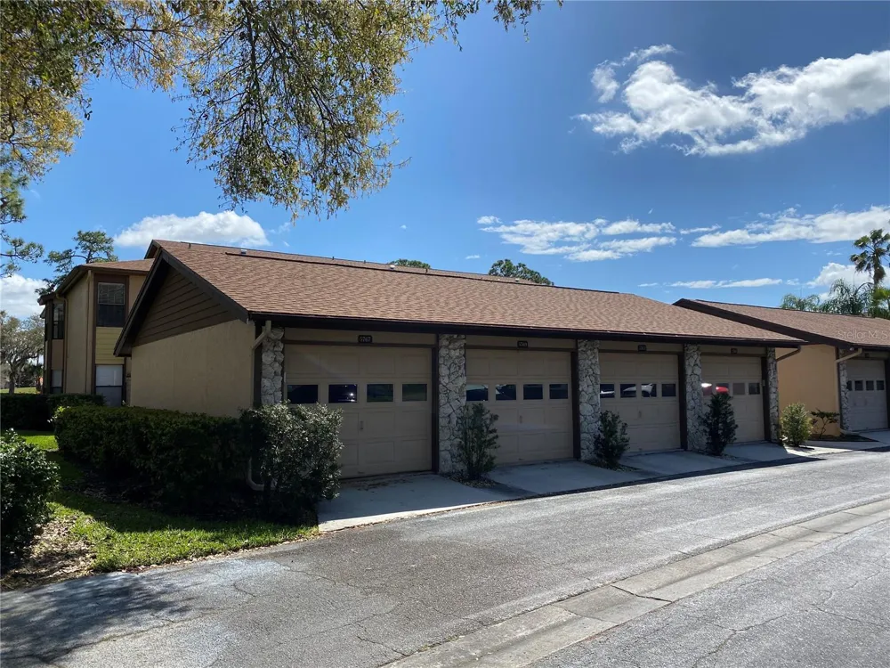 5769 AVISTA DRIVE #5769 Sarasota, FL 34243