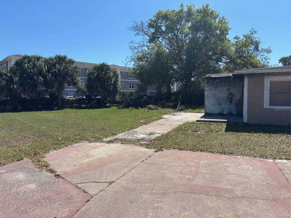 403 MERCADO AVENUE Orlando, FL 32807