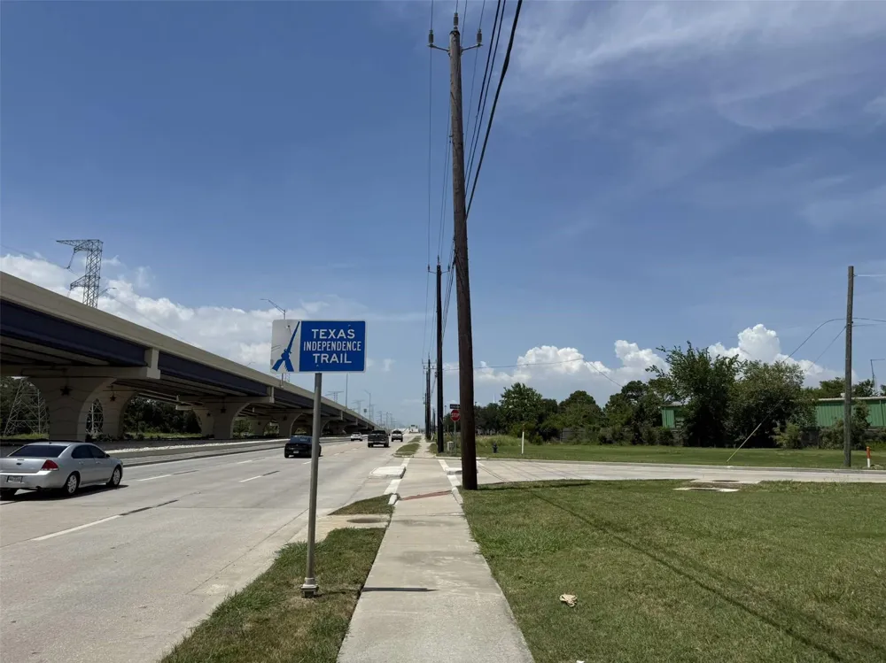 1400 Bayport Boulevard Seabrook, TX 77586