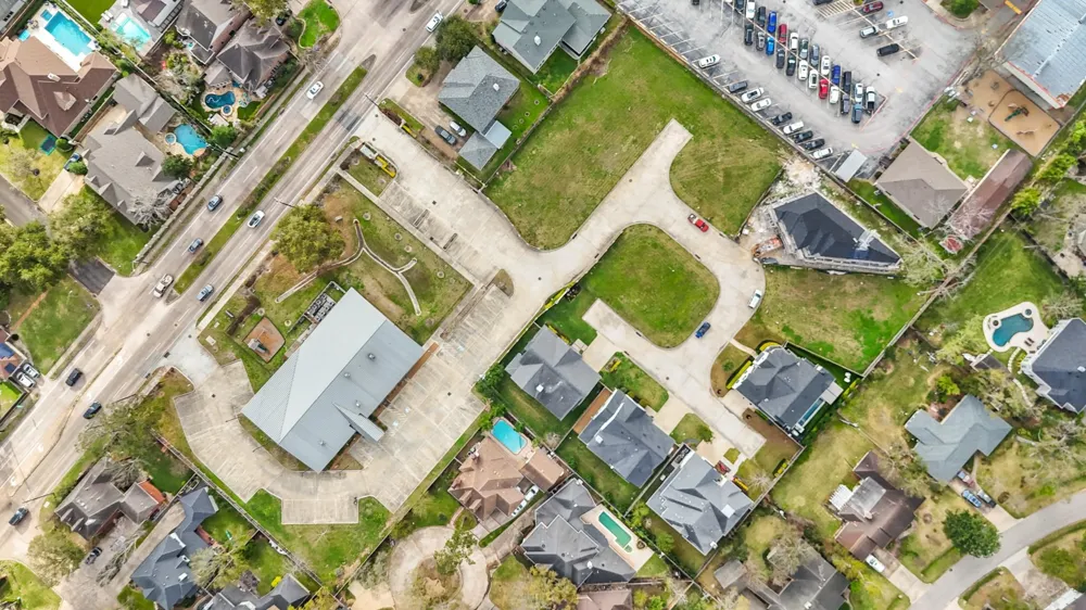 7903 S Villa Circle Hilshire Village, TX 77055