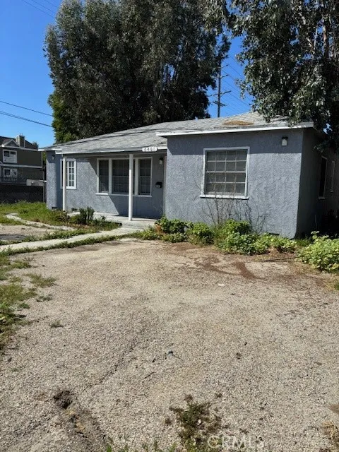 6401 Denny Avenue