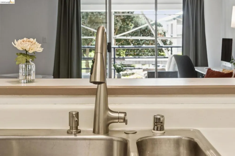 1203 Melville Sq #216 Richmond, CA 94804