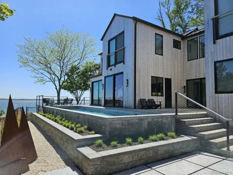 599 Peconic Bay Boulevard
