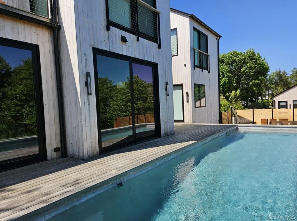 599 Peconic Bay Boulevard Jamesport, NY 11947