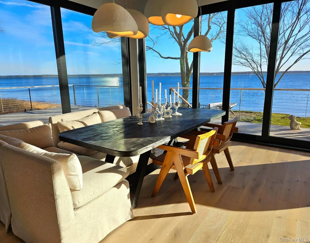 599 Peconic Bay Boulevard Jamesport, NY 11947