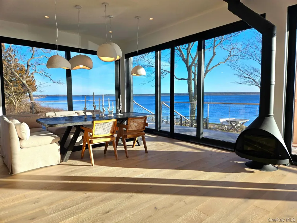 599 Peconic Bay Boulevard Jamesport, NY 11947