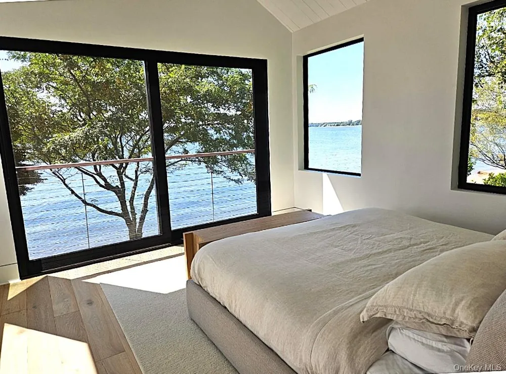 599 Peconic Bay Boulevard Jamesport, NY 11947