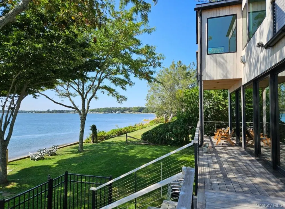 599 Peconic Bay Boulevard Jamesport, NY 11947