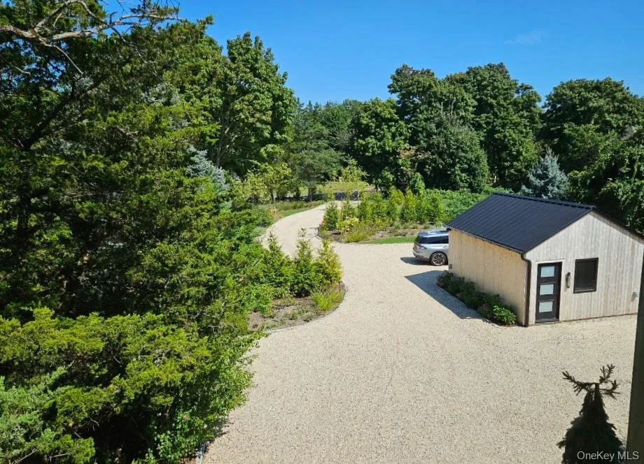 599 Peconic Bay Boulevard Jamesport, NY 11947