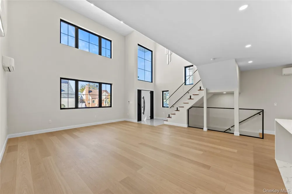 75-31 175th Street Fresh Meadows, NY 11366