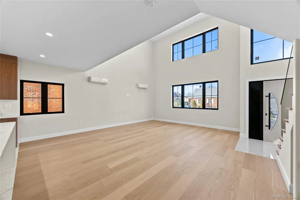 75-31 175th Street Fresh Meadows, NY 11366