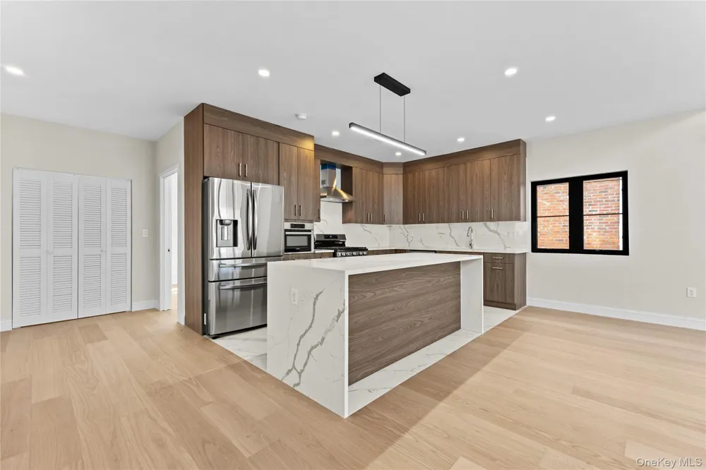 75-31 175th Street Fresh Meadows, NY 11366