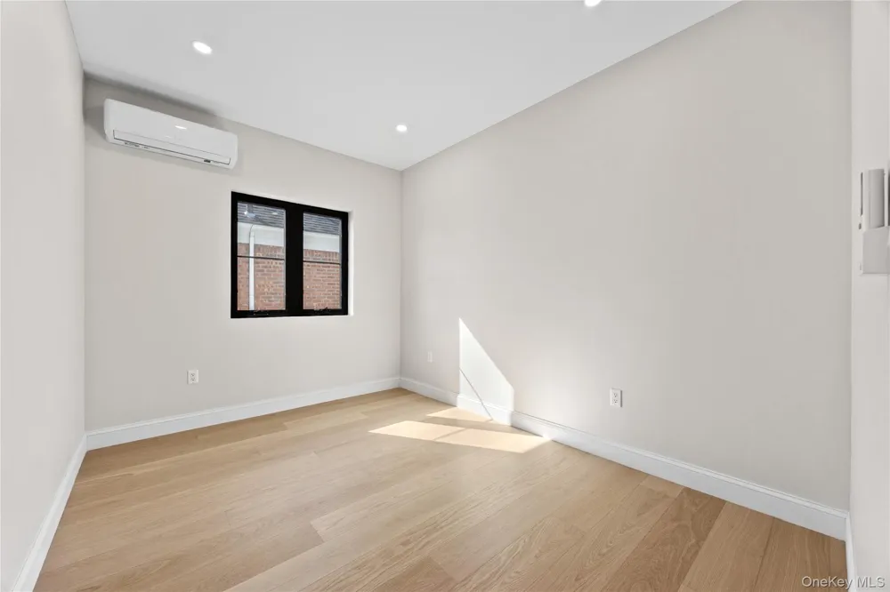 75-31 175th Street Fresh Meadows, NY 11366