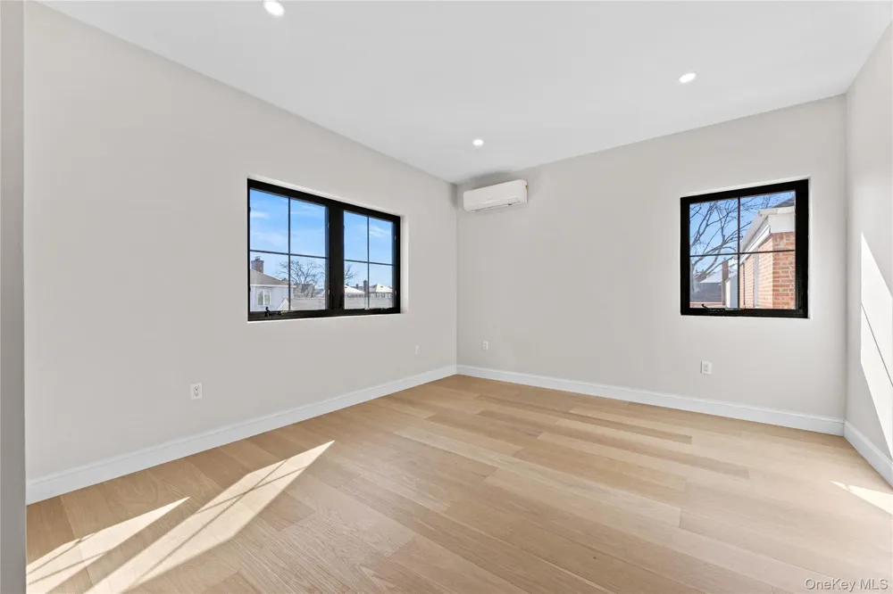75-31 175th Street Fresh Meadows, NY 11366