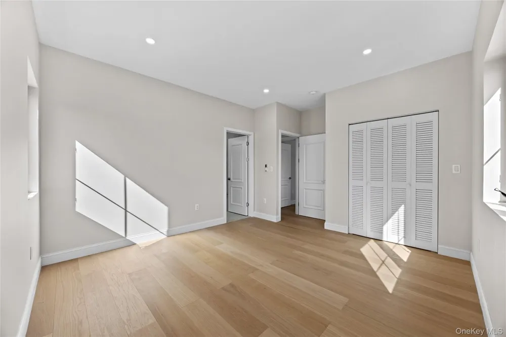 75-31 175th Street Fresh Meadows, NY 11366