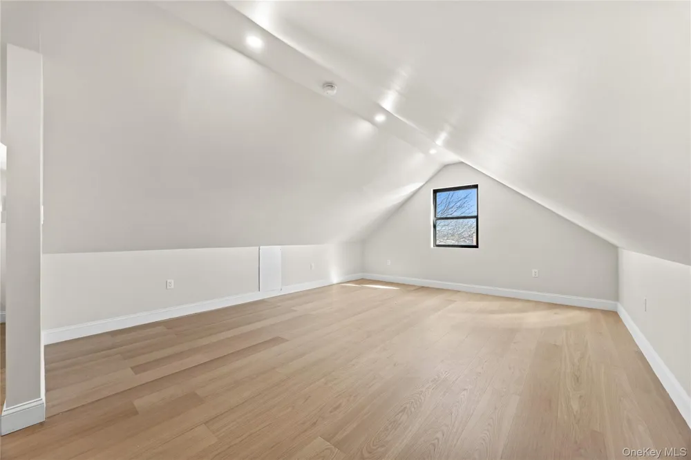 75-31 175th Street Fresh Meadows, NY 11366
