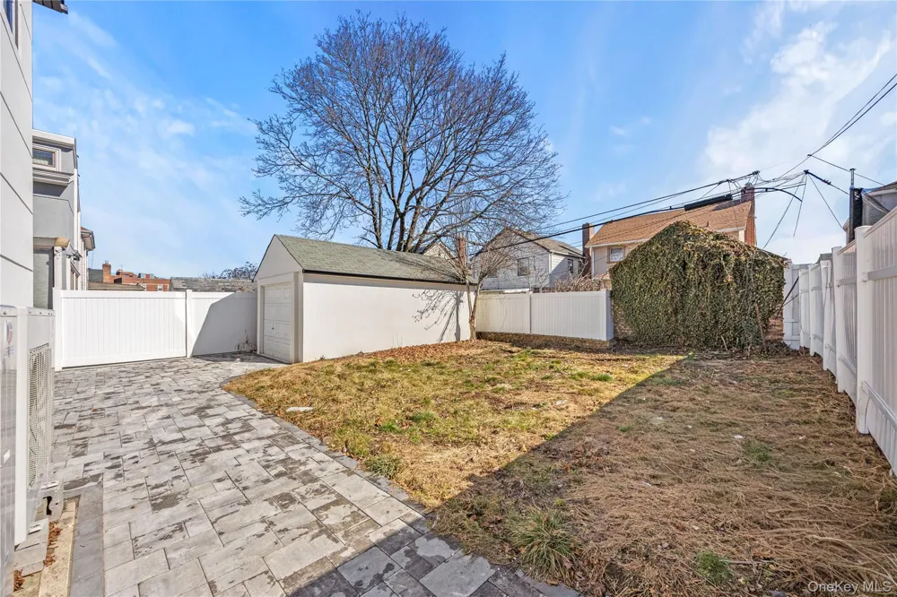 75-31 175th Street Fresh Meadows, NY 11366