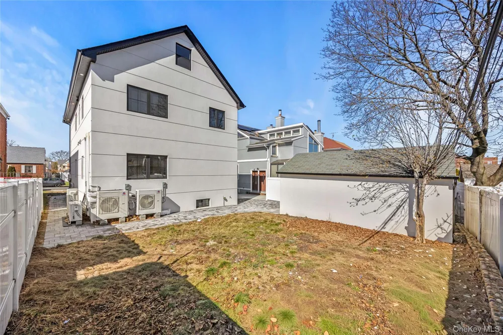 75-31 175th Street Fresh Meadows, NY 11366