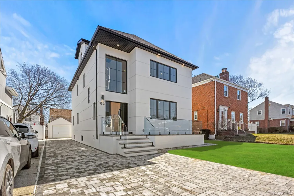 75-31 175th Street Fresh Meadows, NY 11366