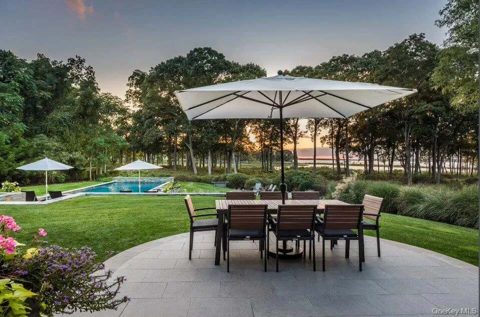 27 Ezekills Hollow Sag Harbor, NY 11963